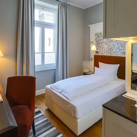 Halm Hotel