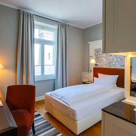 Halm 4* Konstanz